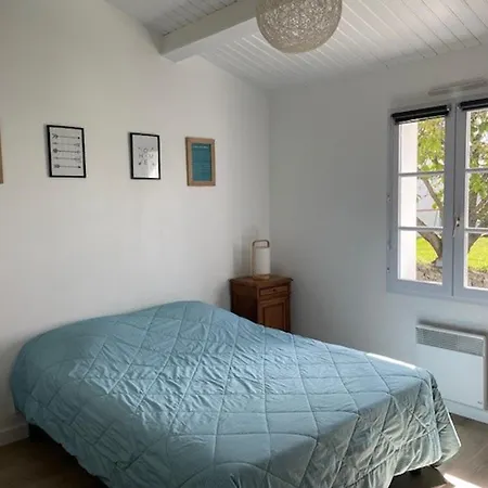 Maison Confortable Noirmoutier Pour 6 Pers, Jardin Cloture - Fr-1-823-11